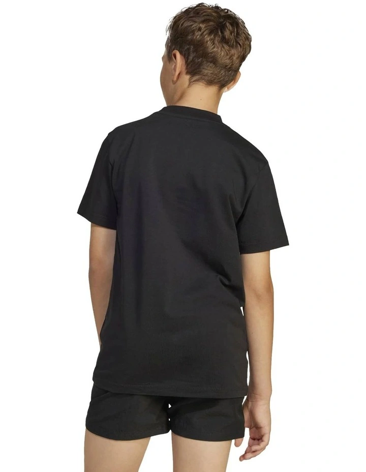 Essentials T-Shirt in Black image 2