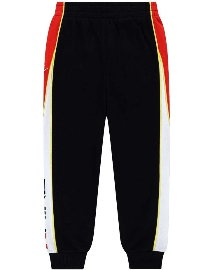 Sportswear Victory Lap French Terry Pant in Black image 2