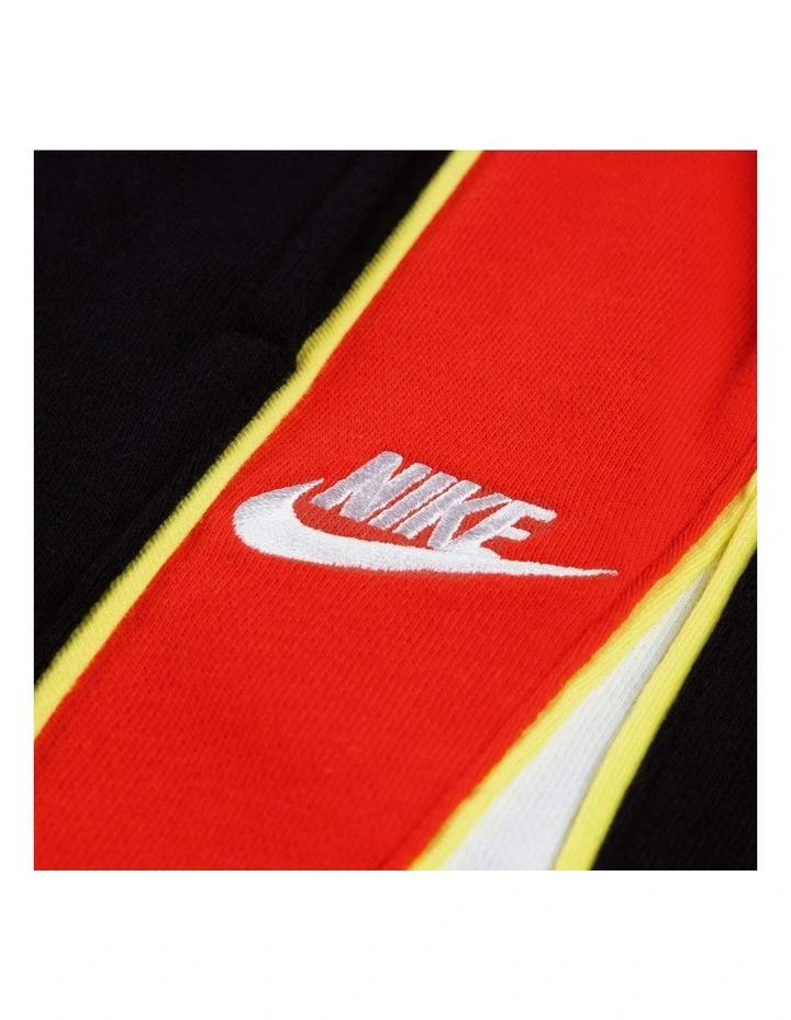 Sportswear Victory Lap French Terry Pant in Black image 5