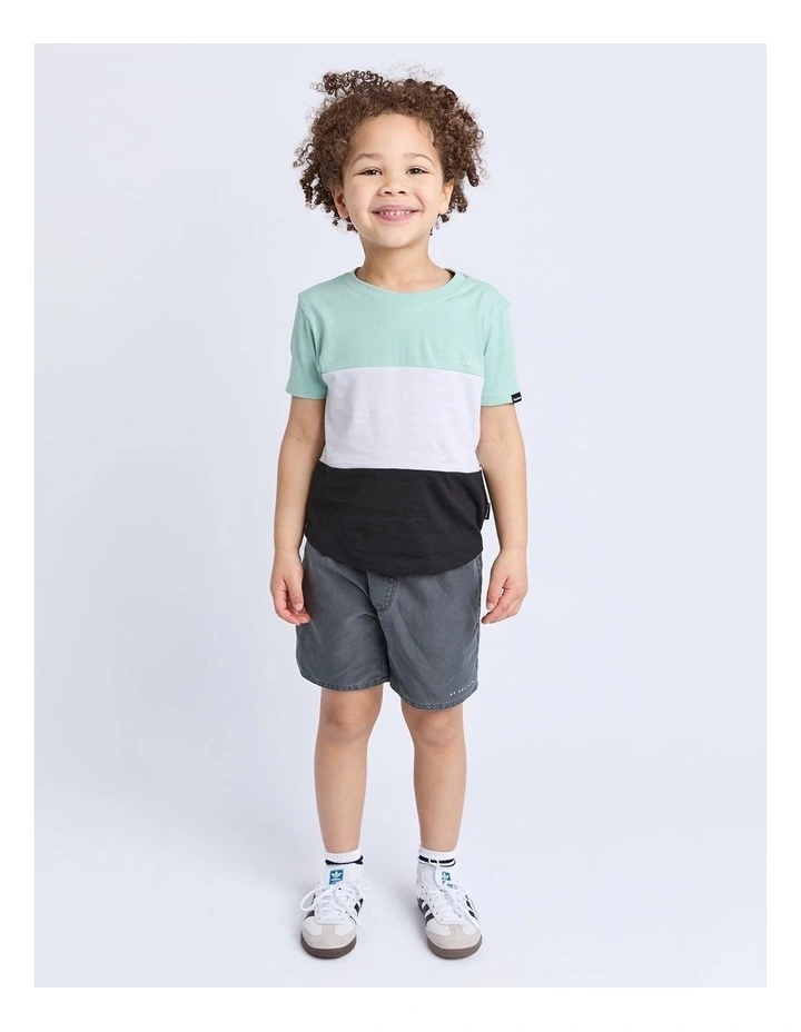 Illusion Short (3-7 Years) image 3