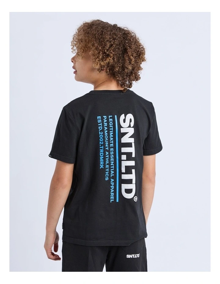 Podium Tee (8-16 Years) in Black image 2