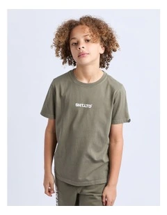 Podium Tee (8-16 Years) in Green