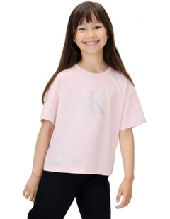 Festive Graphic Logo Short Sleeve T-shirt in Pink