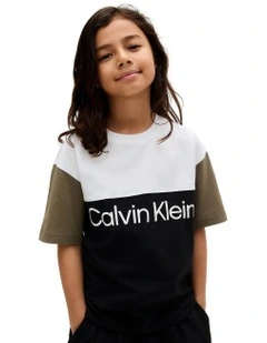 Blocking Short Sleeve T-shirt (8-16 Years) in Black