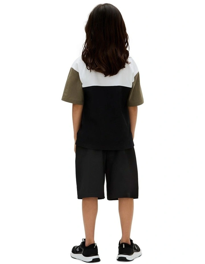 Blocking Short Sleeve T-shirt (8-16 Years) in Black image 2