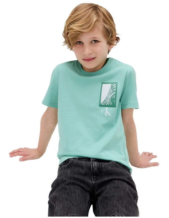 Seasonal Logo Short Sleeve T-shirt (8-16 Years) in Green image 4