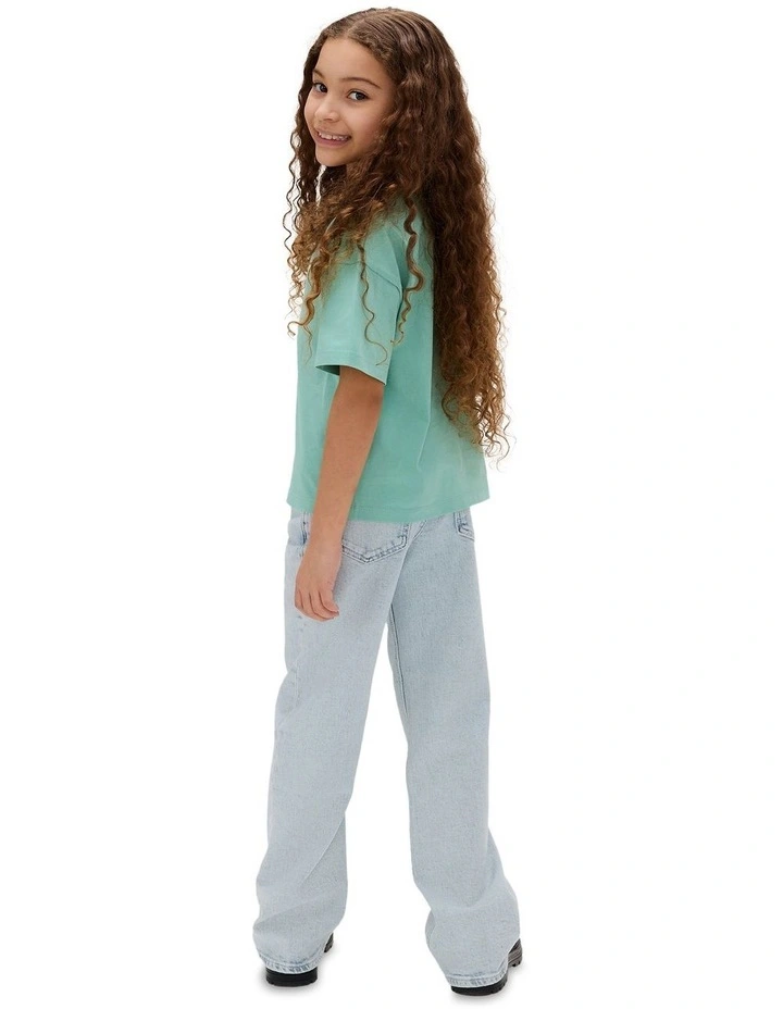 Boxy Logo T-shirt (8-16 Years) in Green image 2