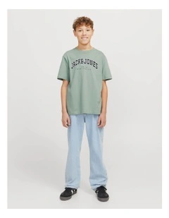 Caleb Varsity Short Sleeve O-Neck T-Shirt in Iceberg Green