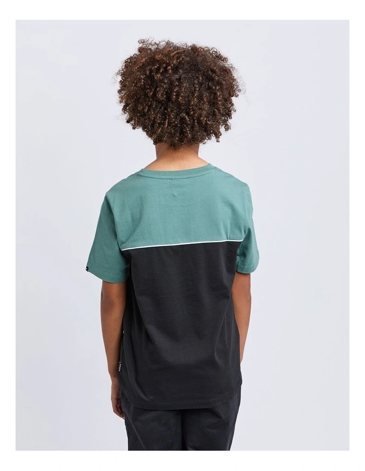 Overdrive Tee in Forrest image 2