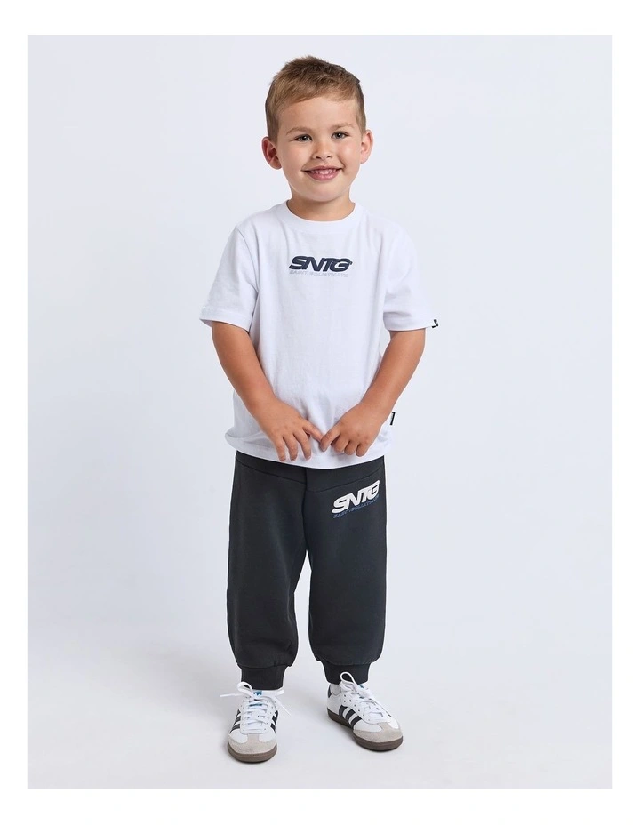 Challenger Trackpant (3-7 Years) in Black image 3