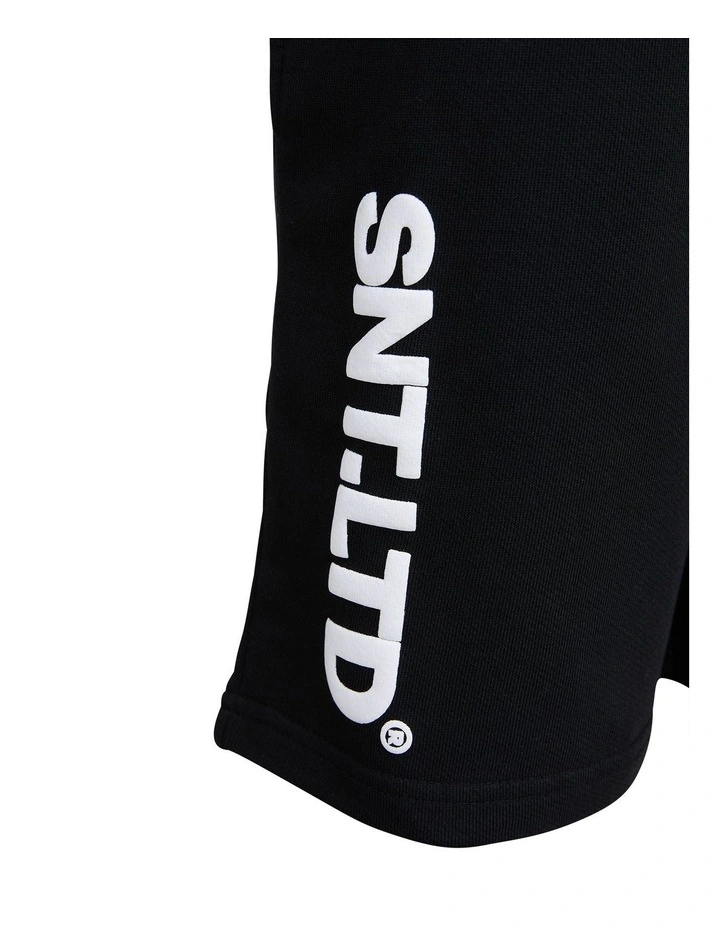 Podium Fleece Short (8-16 Years) in Black image 2