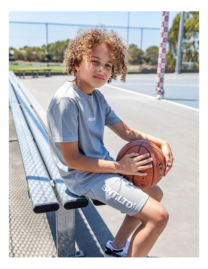 Podium Fleece Short (8-16 Years) in Grey image 2