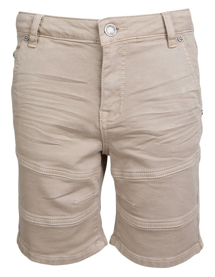 Como Shorts 3-7 in Sand image 1