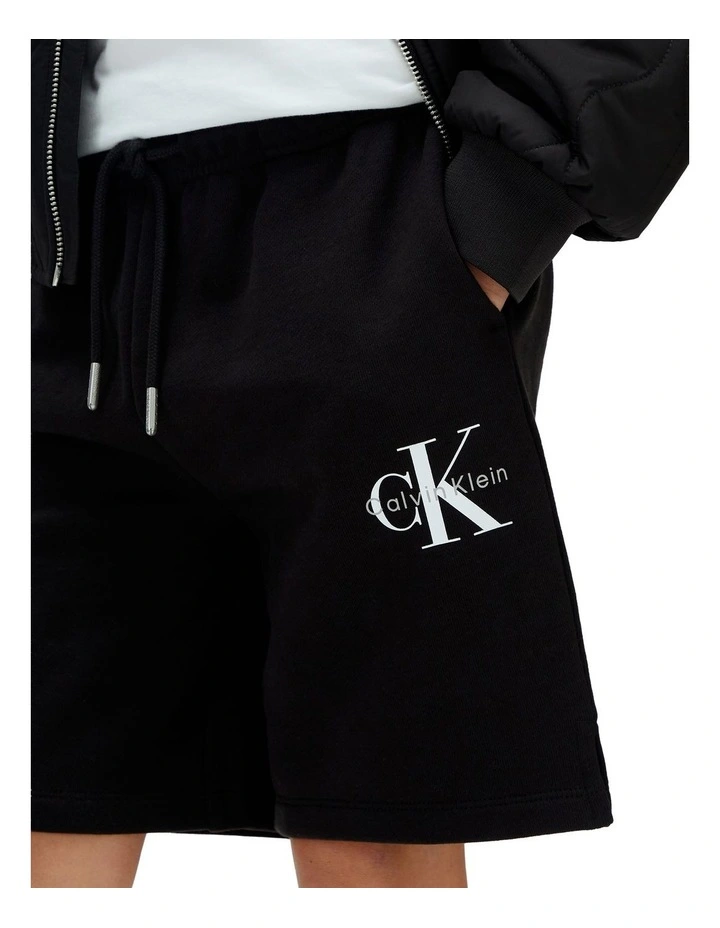 Relaxed Jogging Shorts (8-16 Years) in Black image 3