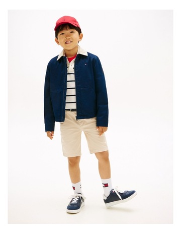 CLASSIC BEIGE colour