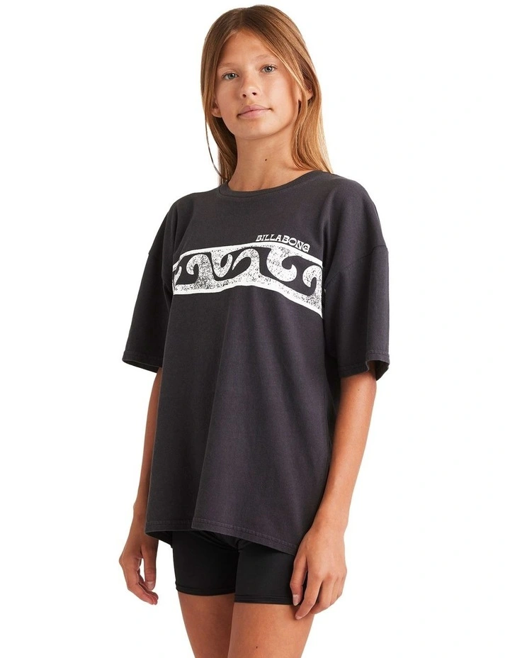 Wave Fade Junior T-shirt in Black image 3