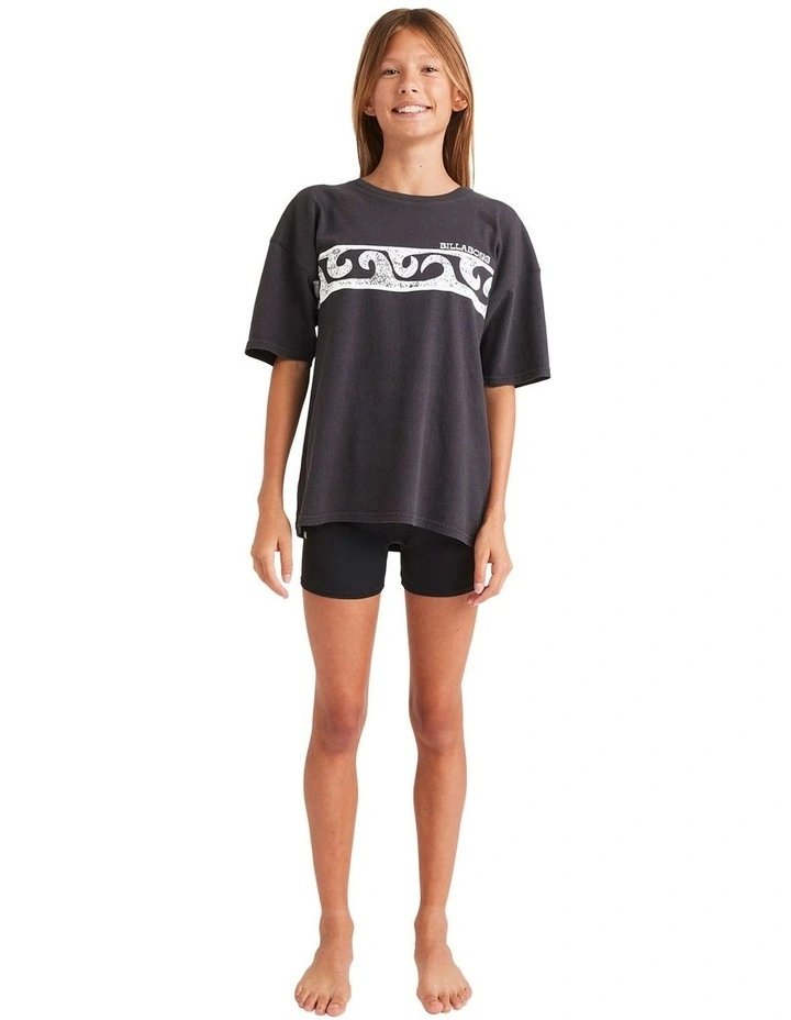 Wave Fade Junior T-shirt in Black image 5