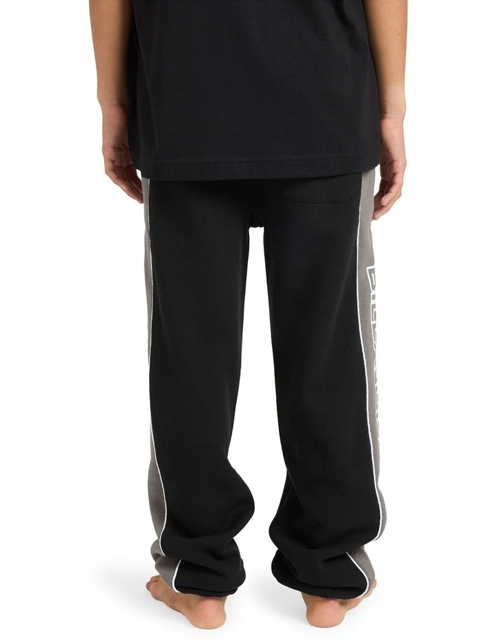 Bio Wave Trackpant in Black image 2