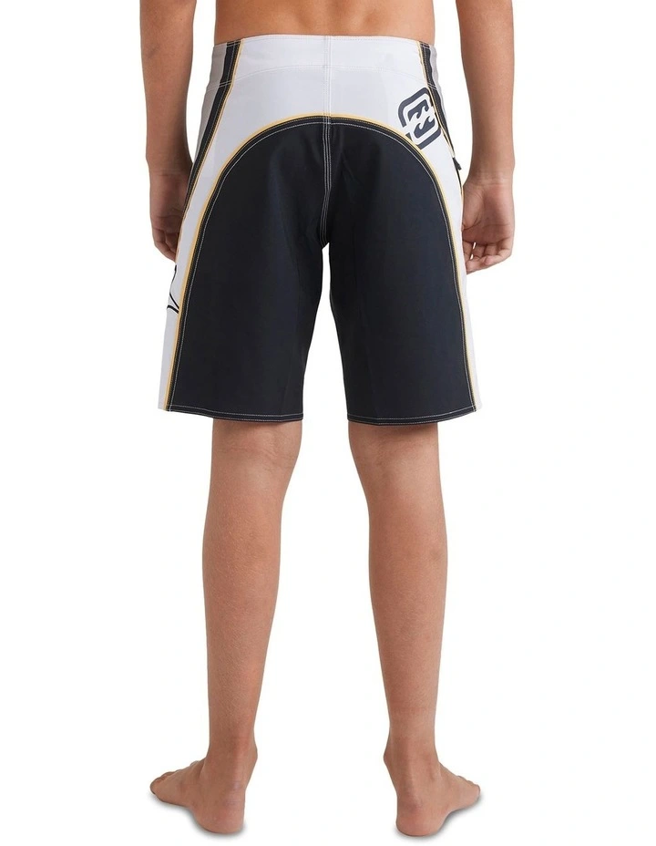 Fluid 2K 18 Boardshorts in Blue image 2