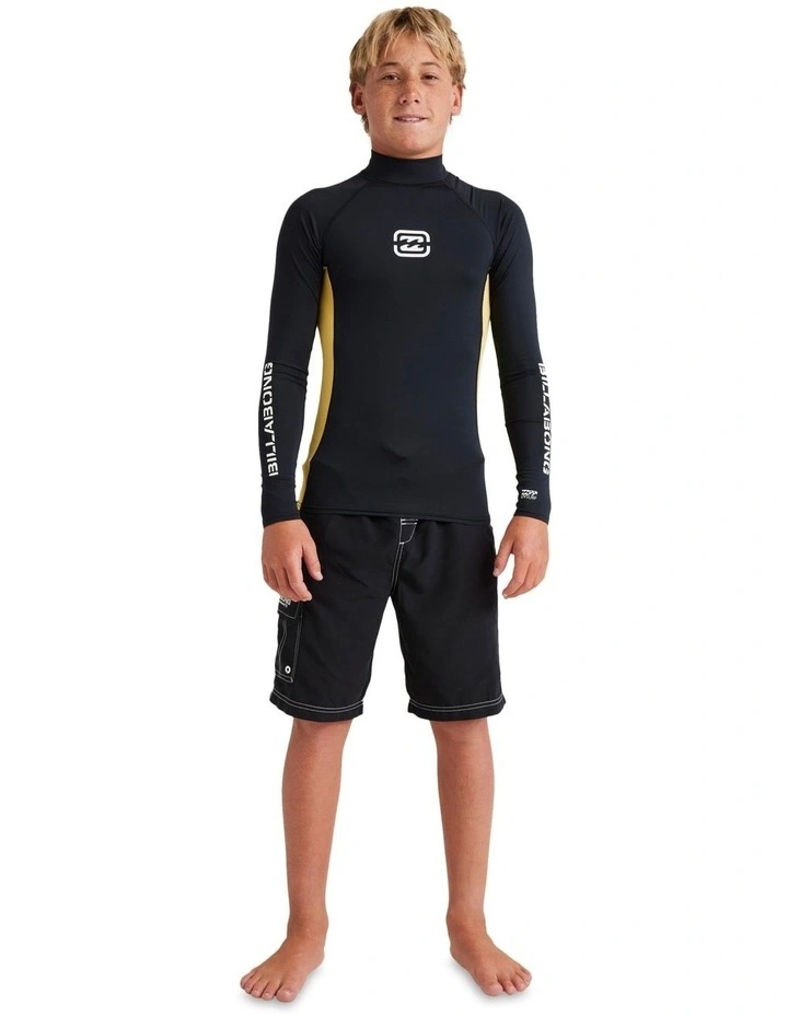 Jimmy Contrast Vest in Black image 5