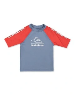 On Tour Short Sleeve Id Rast Vest in Salsa