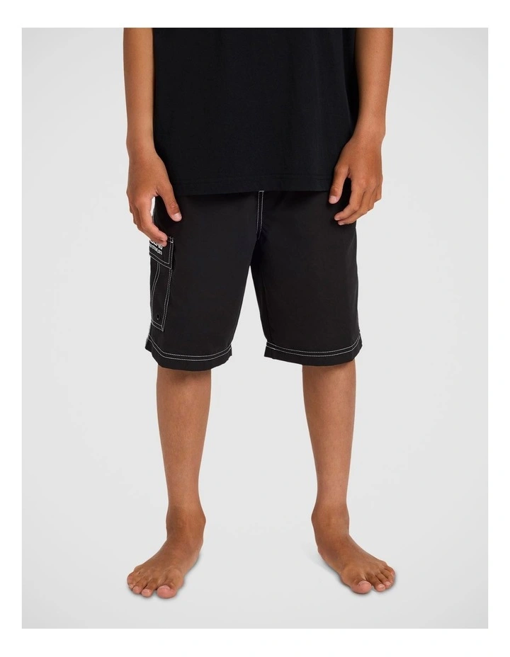 Boys Throw On 18 Boardshorts image 1
