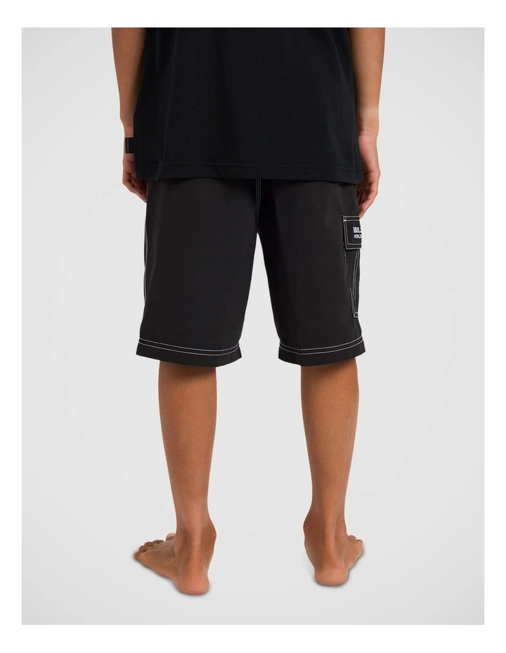 Boys Throw On 18 Boardshorts image 2