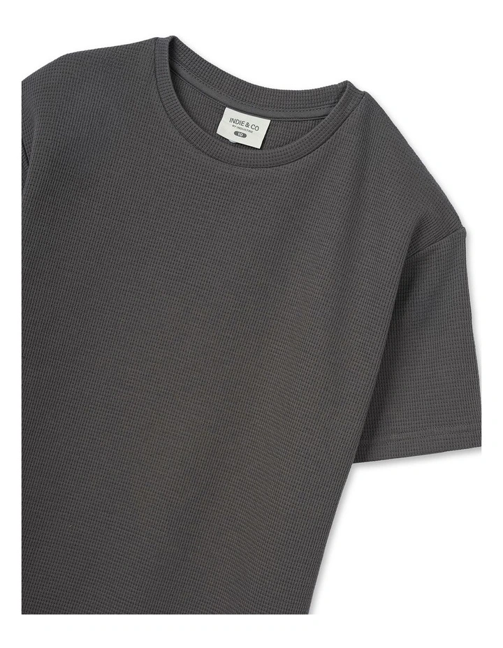 The New Flynn Tee (3-7 Years) in Charcoal image 2