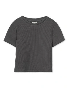 The New Flynn Tee (000-2 Years) in Charcoal