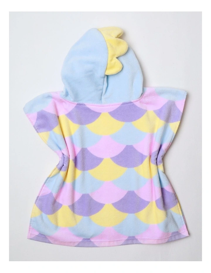 Sprout Hooded Novelty Fish Towel in Rainbow image 3