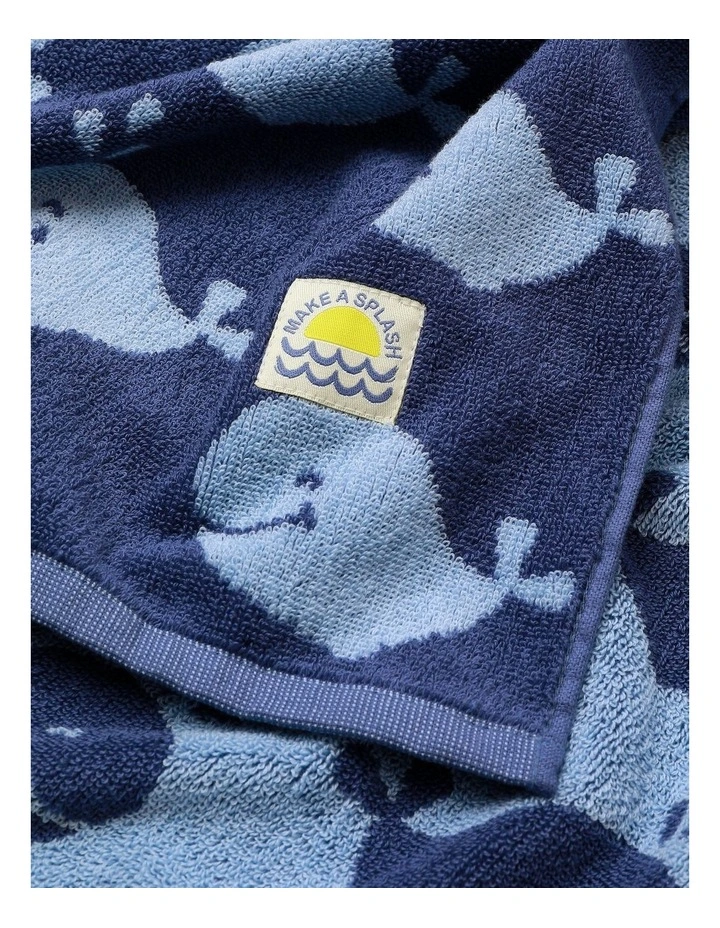 Hooded Whale Towel in Navy