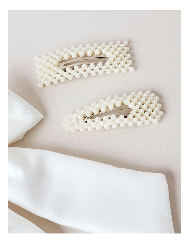 Oversized Bow With Pearl Clips in White image 3