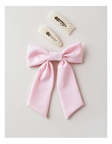 Pink colour