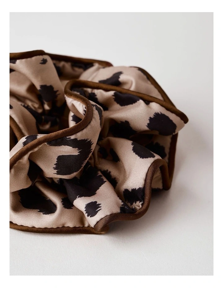 Double Layer Scrunchie in Leopard Print image 2