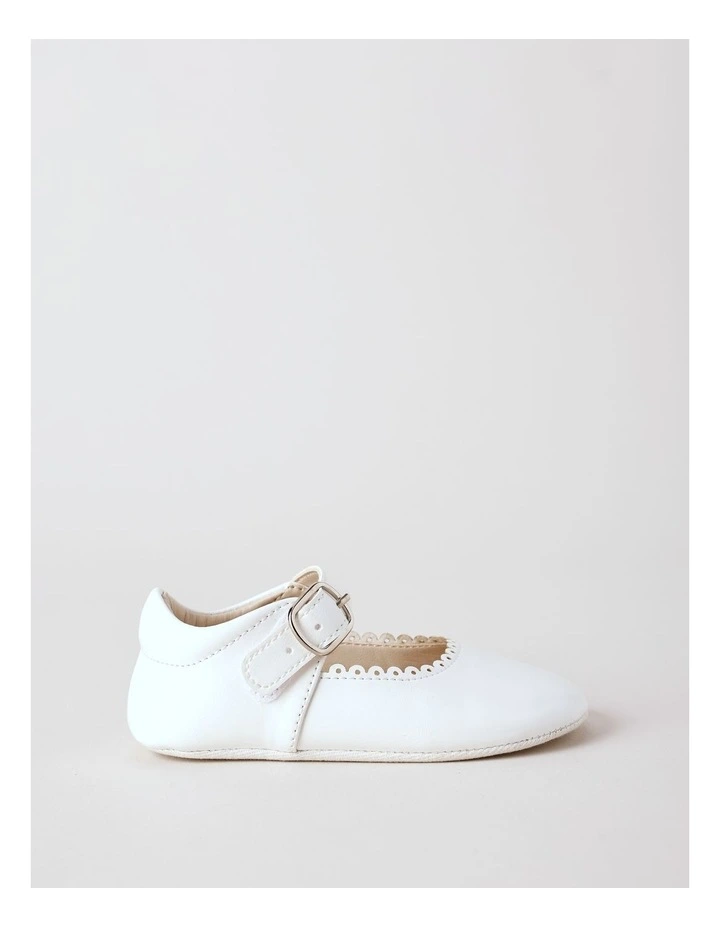 Origami Zoe Newborn Ballet Flat with Scallop Detail in White image 1