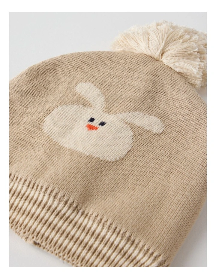 Bunny Intarsia Beanie in Light Brown image 2
