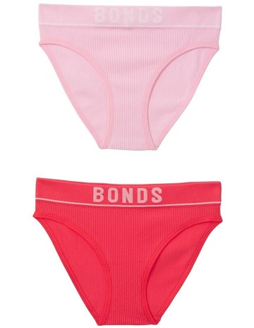 Pink/Red colour