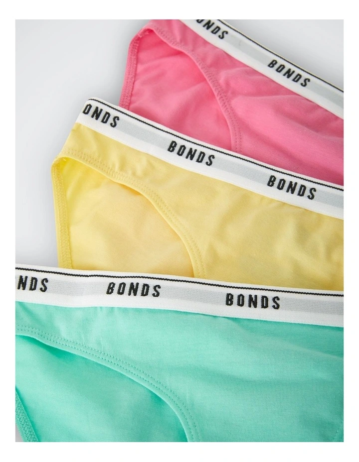 Girls Hipster Bikini 3 Pack in Shook / Honeymoon / Isla Blue image 3