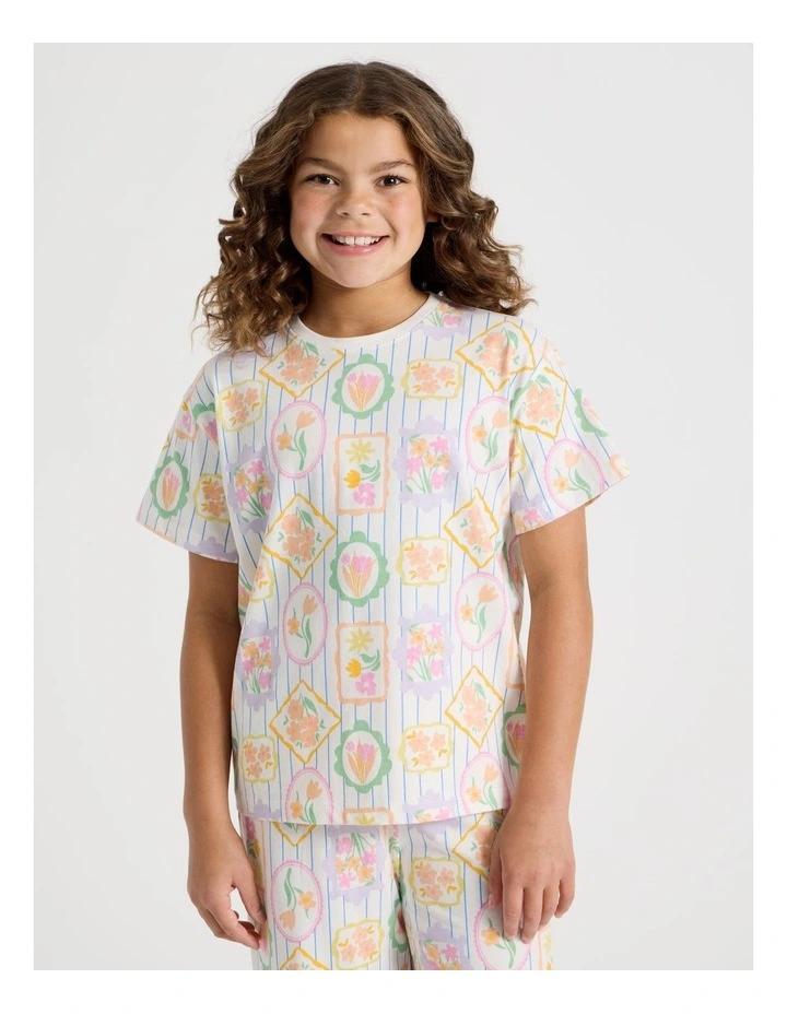 Floral Short Sleeve T-Shirt & Pants Pyjamas in Cream image 3