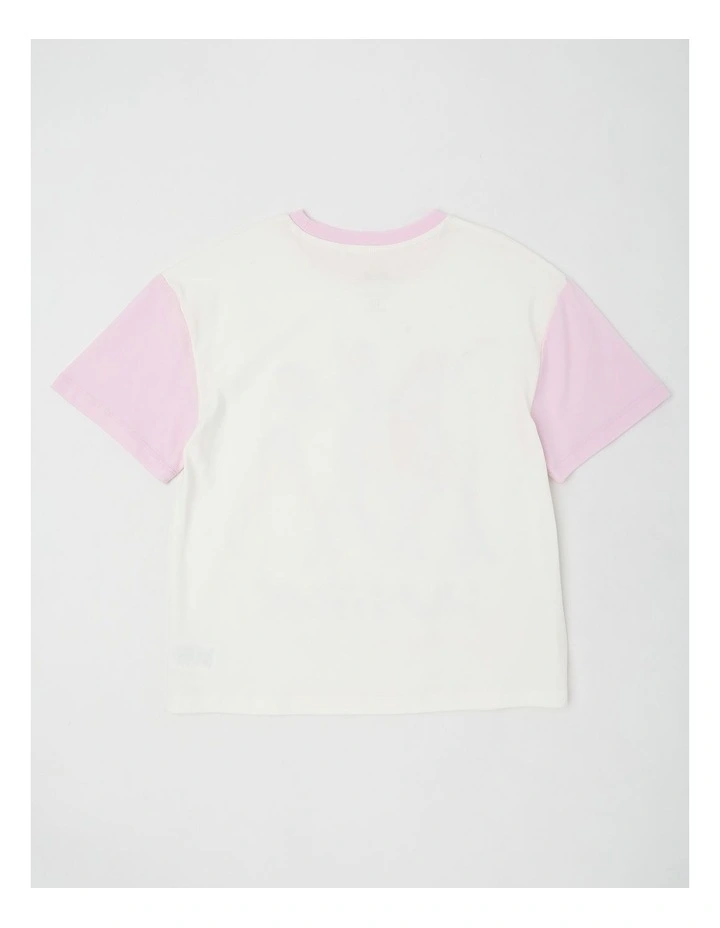 K-Pop Demon Hunters Huntrix Spliced T-Shirt With A Bag Tag in Cream image 3