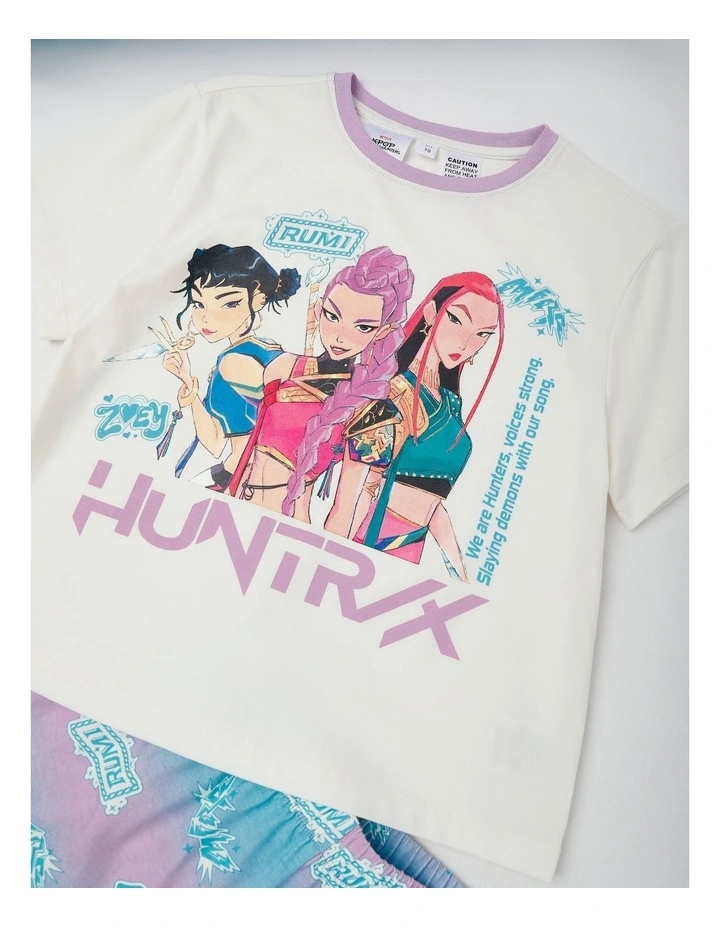 K-Pop Demon Hunters Photographic Pyjamas With A Pillowcase in Cream image 2