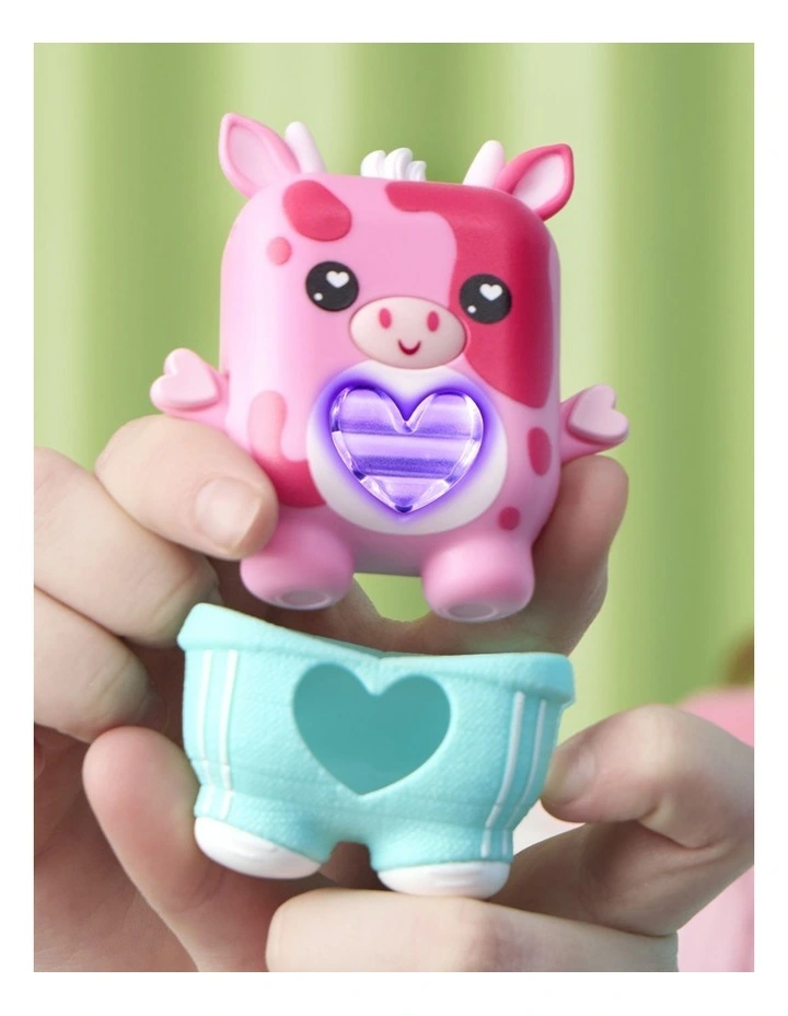Hasbro Mootilda The Pink Cow image 6