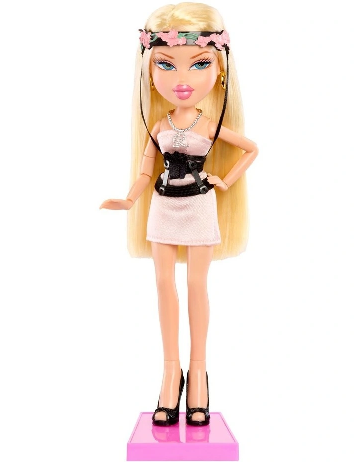 Mean Girls Spring Fling Doll - Regina image 3