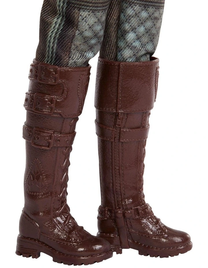 Zombies 4: Dawn of the Vampires Willa Lykensen Doll & Accessories image 6