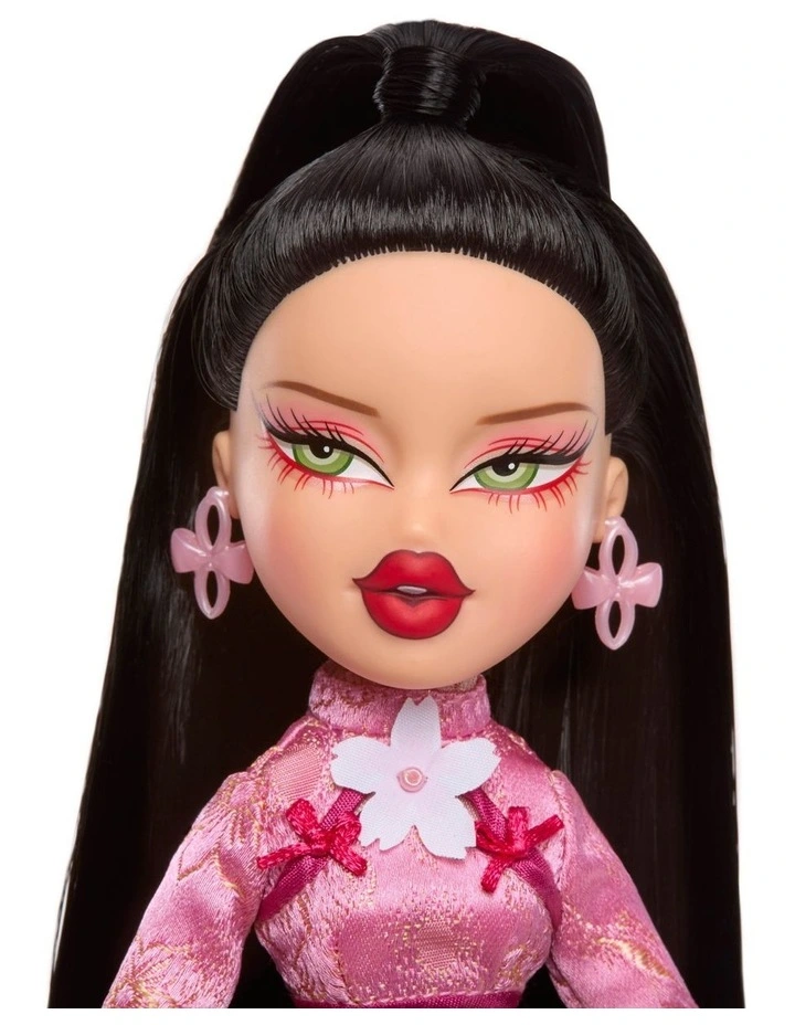 Fashion Pixiez Reimagined Doll image 6