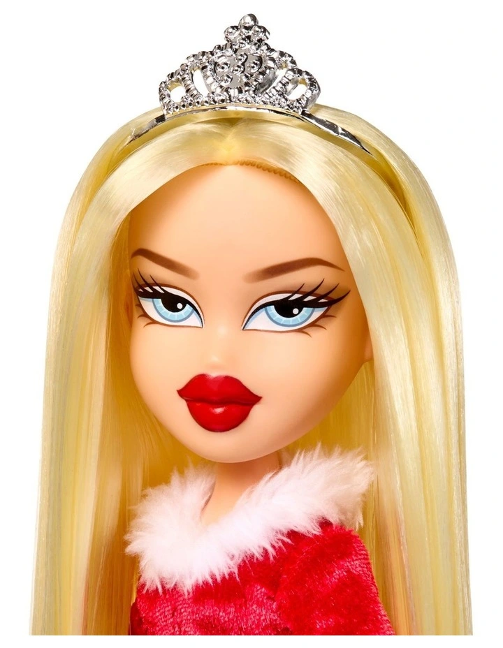 Very Merry Doll- Cloe image 3