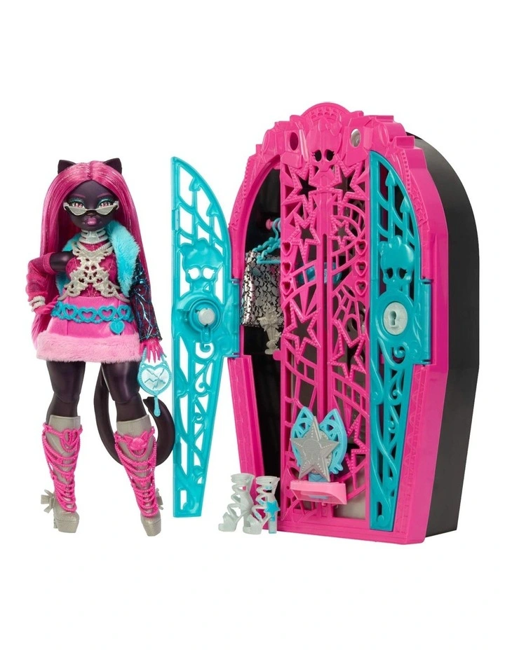 Skulltimate Secrets Hauntlywood Mysteries Catty Noir Doll and Accesories image 2