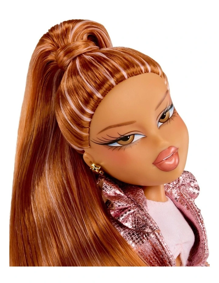 Pop Starz Doll- Yasmin image 5