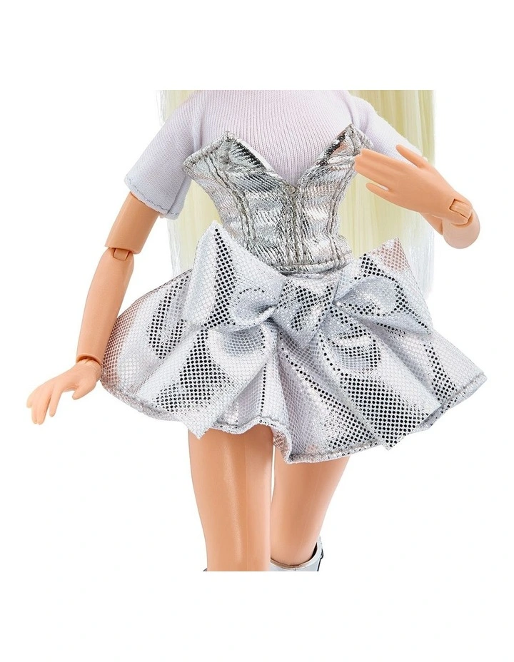 Charmz Doll- Cloe image 3