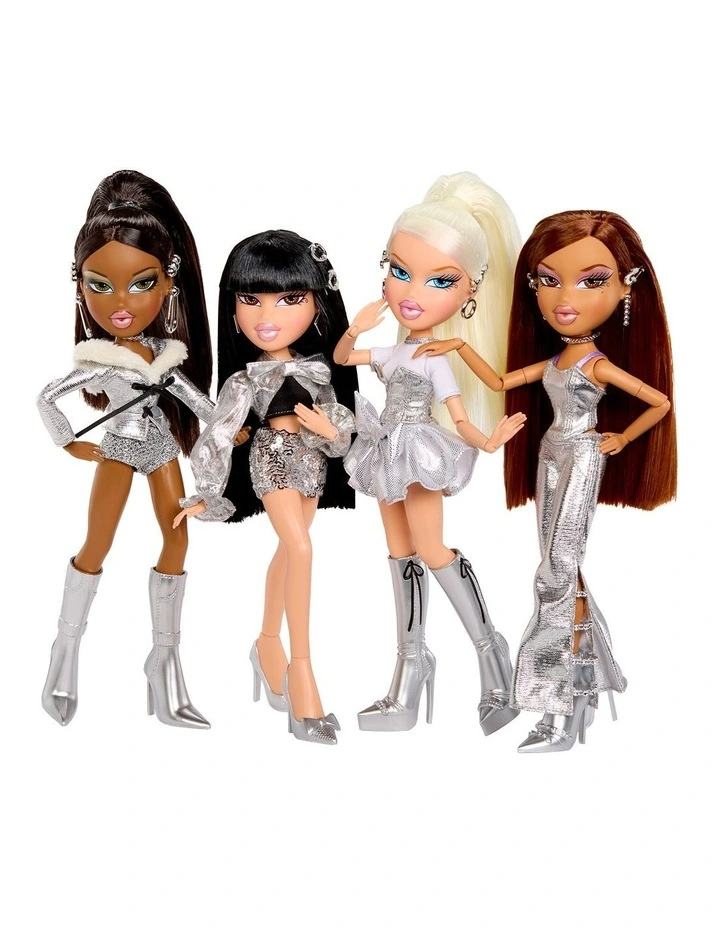 Charmz Doll- Yasmin image 6